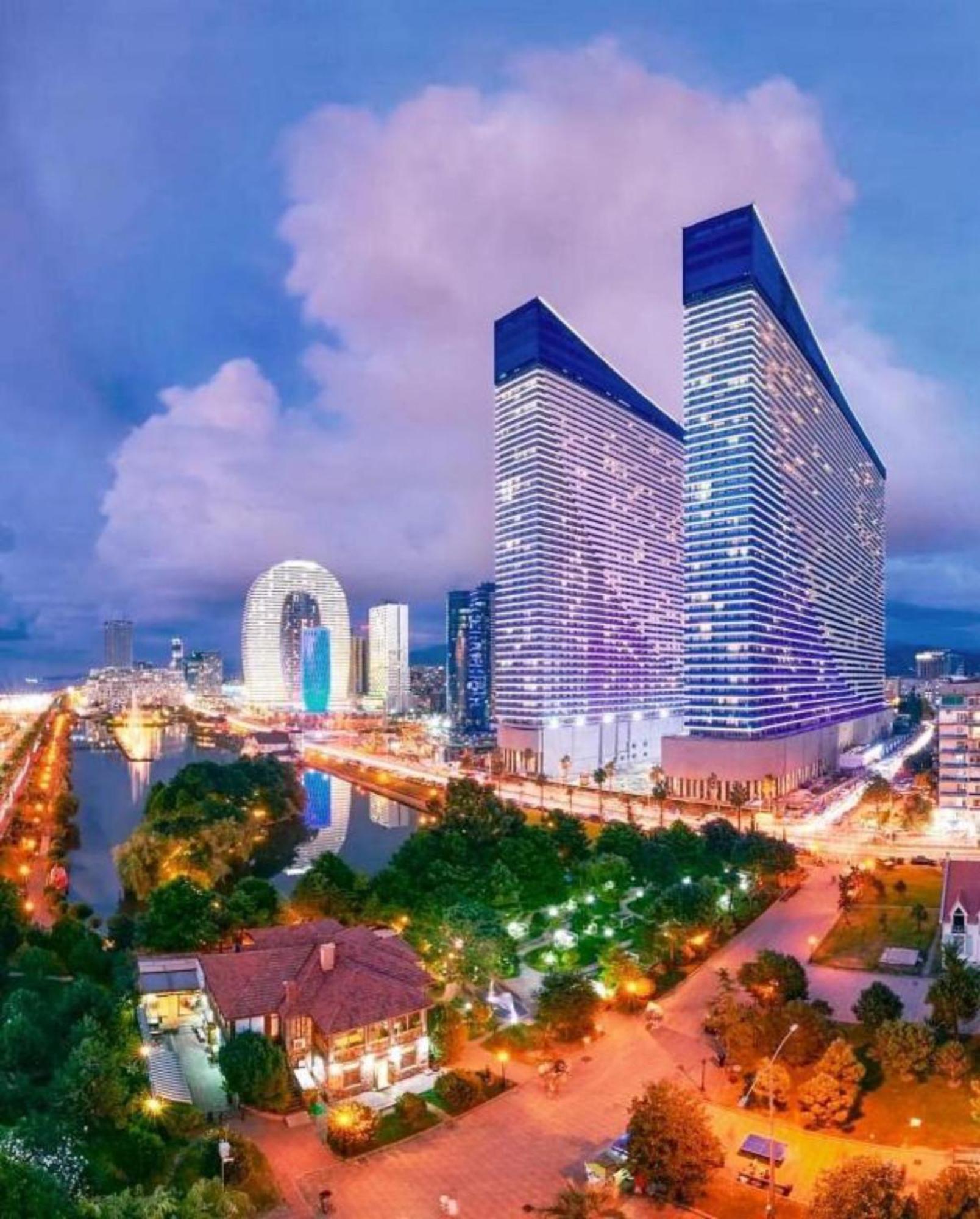 Orbi City Panorama Vip Apartman Batumi Kültér fotó
